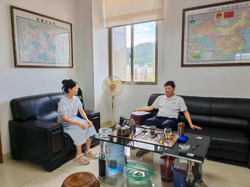 市文广旅体局主要领导与2024年新入职党外干部开展谈心谈话