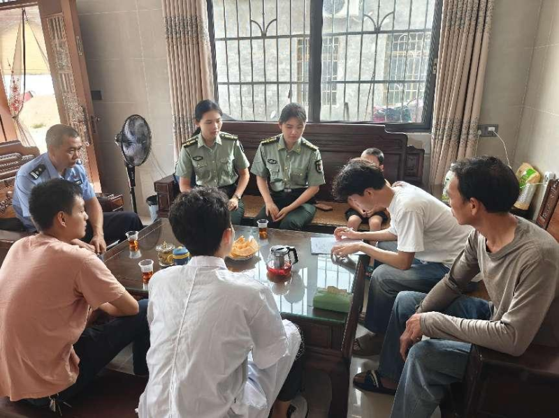征兵家访“面对面” 严把兵源质量关