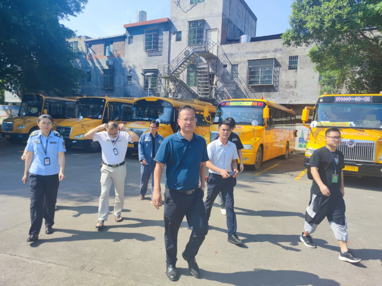 护航新学期 共筑安全线——西牛镇开展秋季开学校园安全检查