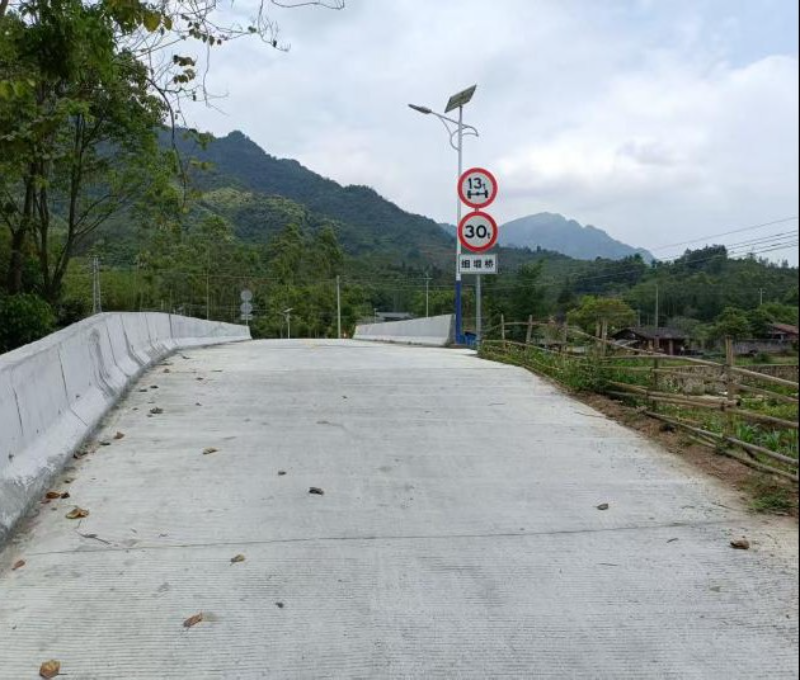 下太社区细锻桥重建后。通讯员 供图 下太社区细锻桥重建后。通讯员 供图