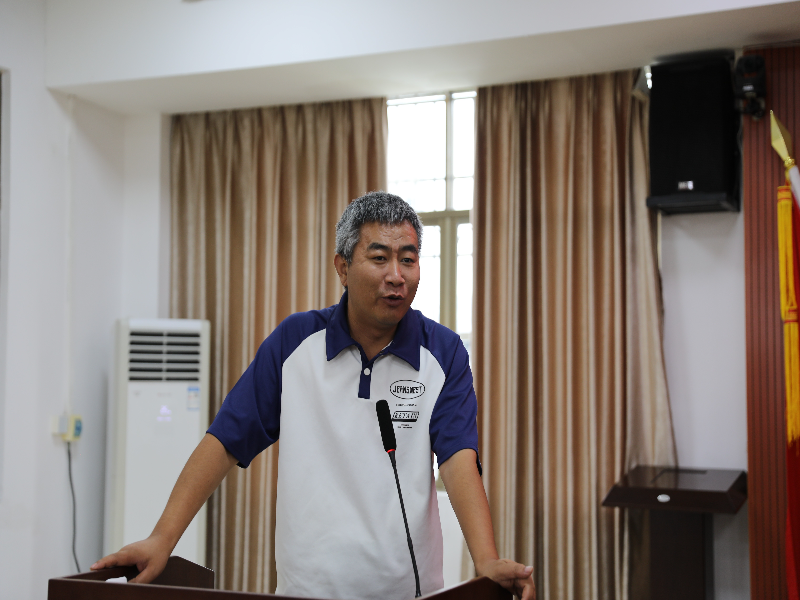 广东科贸职业学院科技与产业合作处副处长马力研究员点评发言.jpg