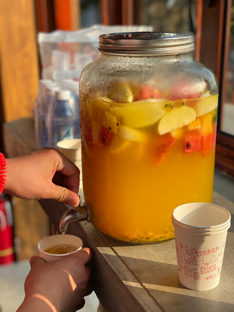 22.活动饮料：五彩缤纷水果茶.jpg