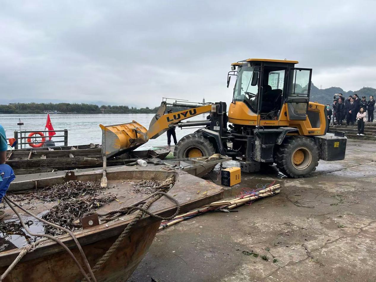 英德市举行2026年禁渔期启动仪式暨联合巡航执法专项行动.docx_3