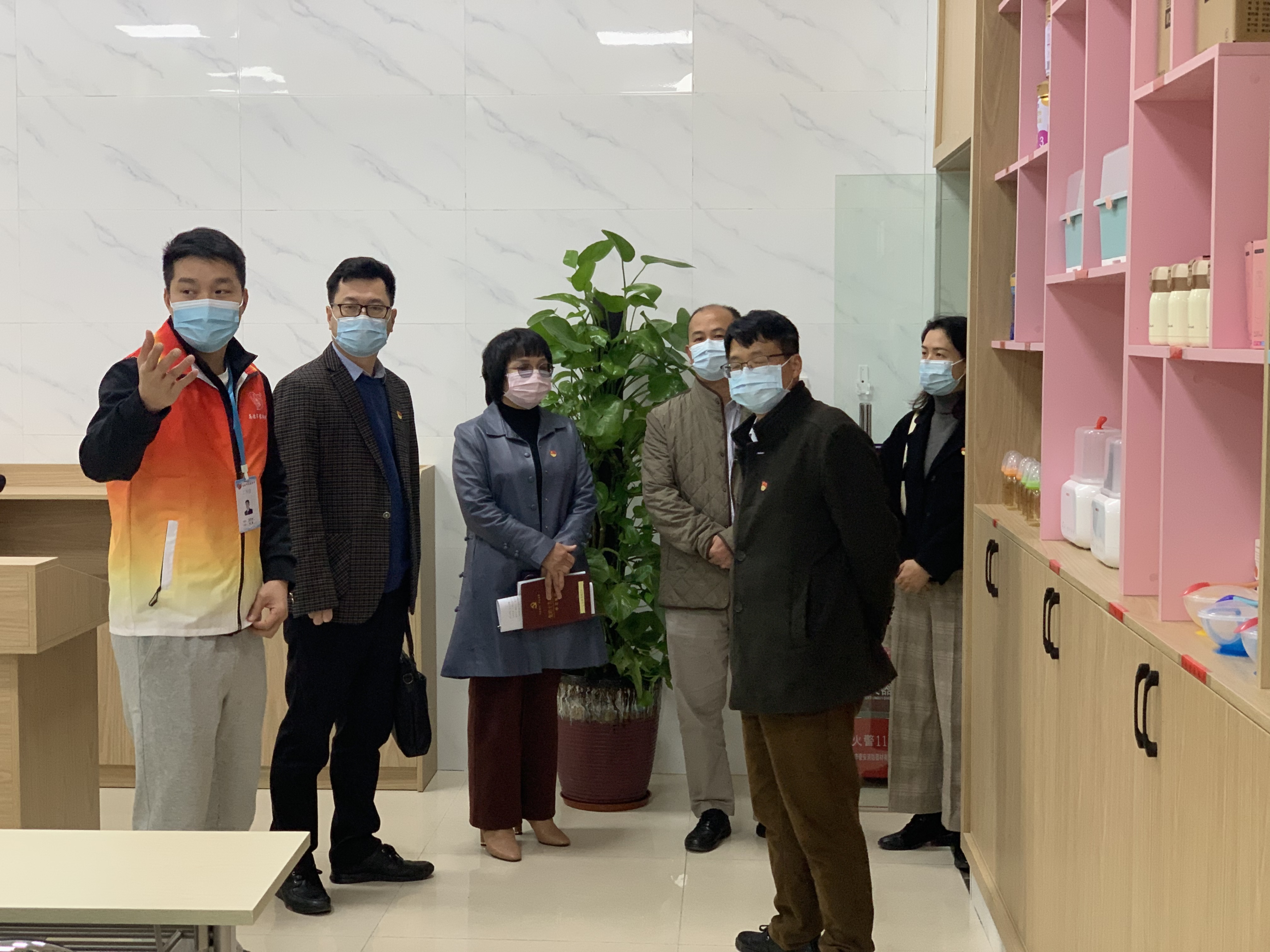 英德市家政服务超市-白云英德家政联盟基地开展专题调研.jpg