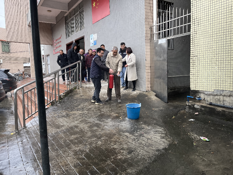 灭火器1(1).jpg