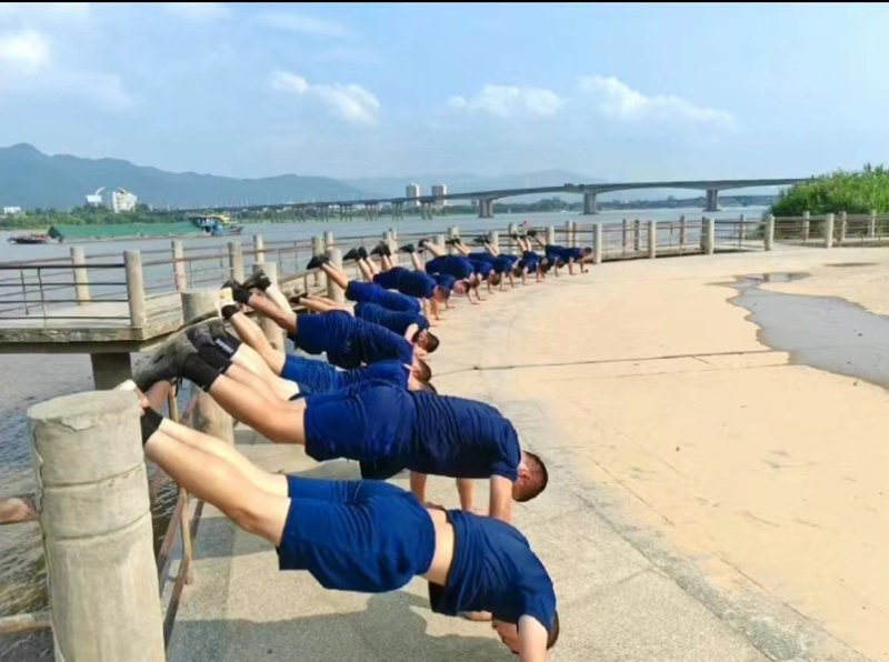 e28a2f9396e8e8ae3e6439c1e82a94a_副本.jpg